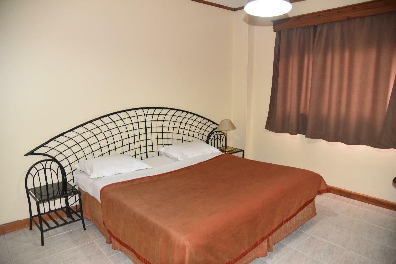 Speke Hotel 1996 Ltd Кампала Екстериор снимка